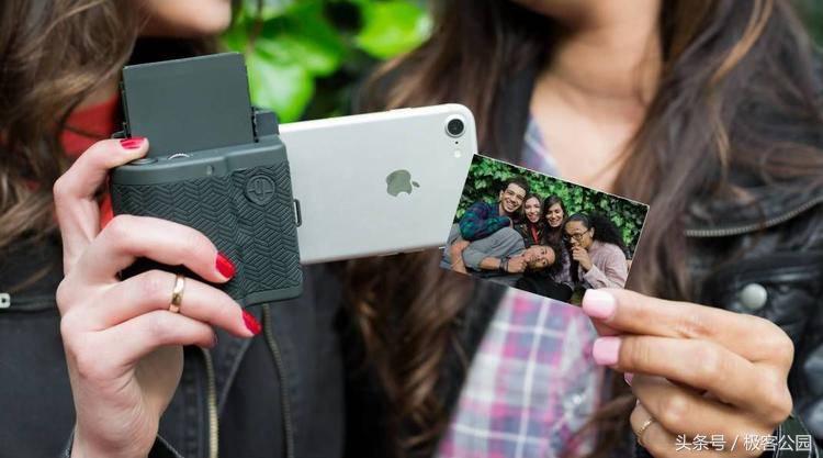 苹果秒变三摄像头手机壳,苹果手机壳有趣拍法