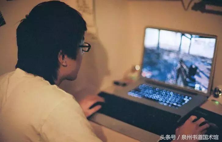 青少年该如何进行体育锻炼,青少年身体僵硬怎么训练