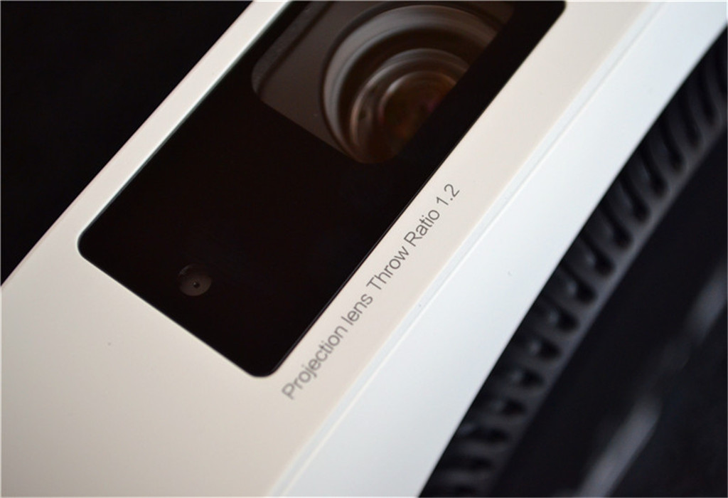 极米无屏电视z4,极米投影电视z6