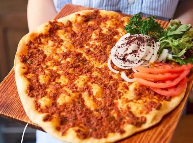 爆好吃的土耳其披萨,土耳其的披萨有名吗