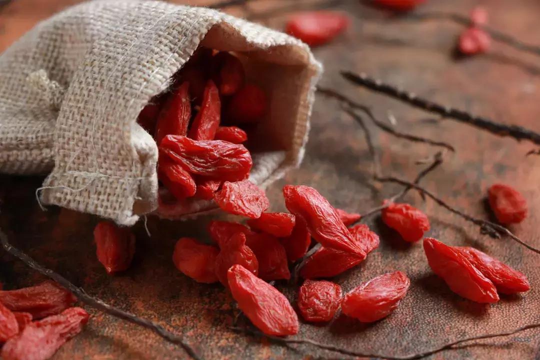 五种降火水果有哪些,风热感冒吃什么食物降火最快视频