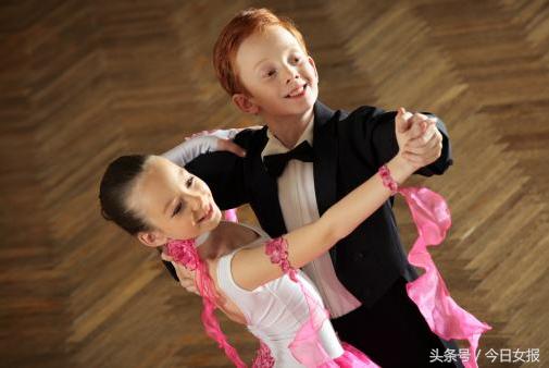 跳拉丁会引起孩子心理早熟,跳拉丁舞会让孩子早熟吗