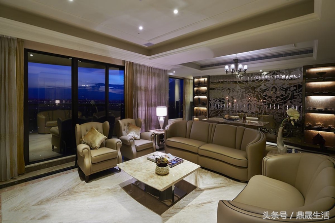 鼎晟大理石瓷砖搭配微晶石鱼肚纹背景墙打造经典传世之美