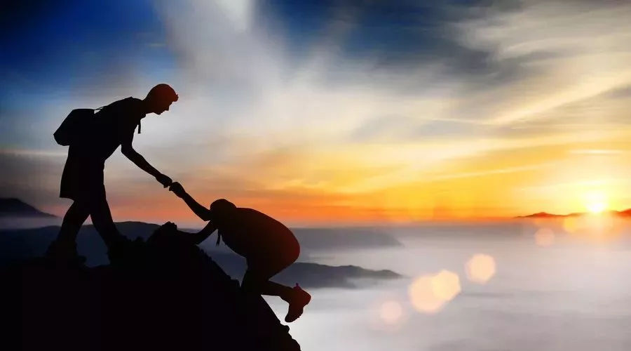 肺癌小细胞癌中晚期能活多久,肺癌晚期该怎么度过