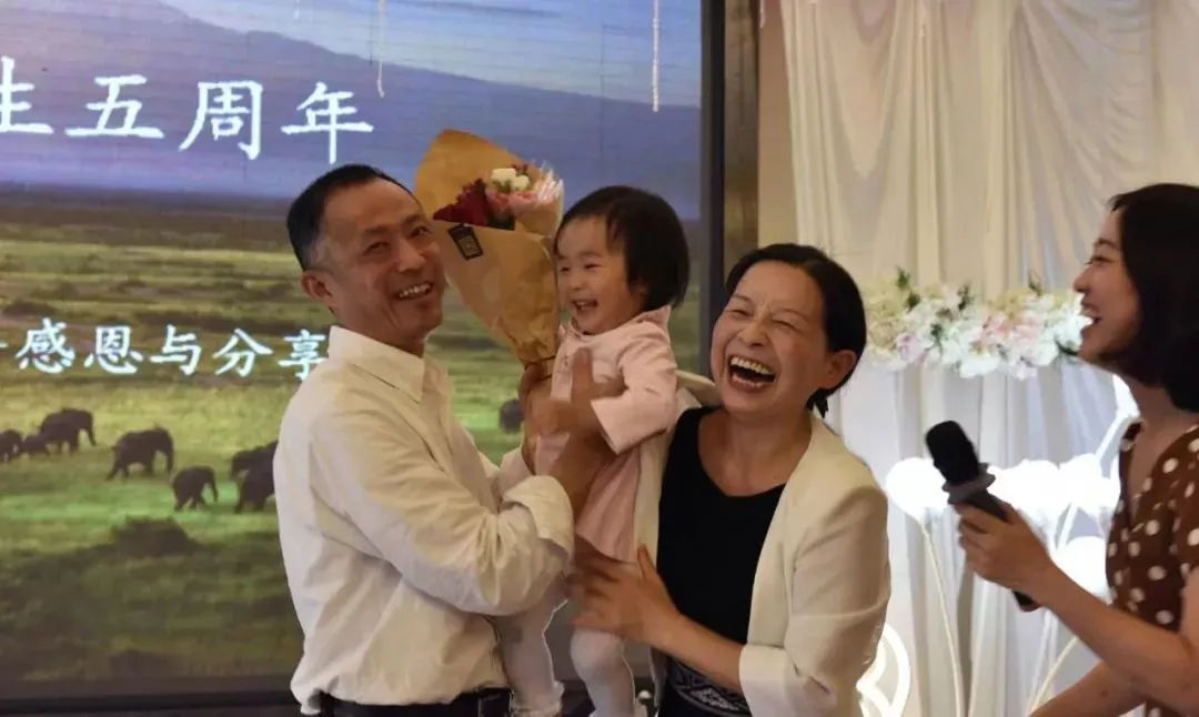 肺癌小细胞癌中晚期能活多久,肺癌晚期该怎么度过