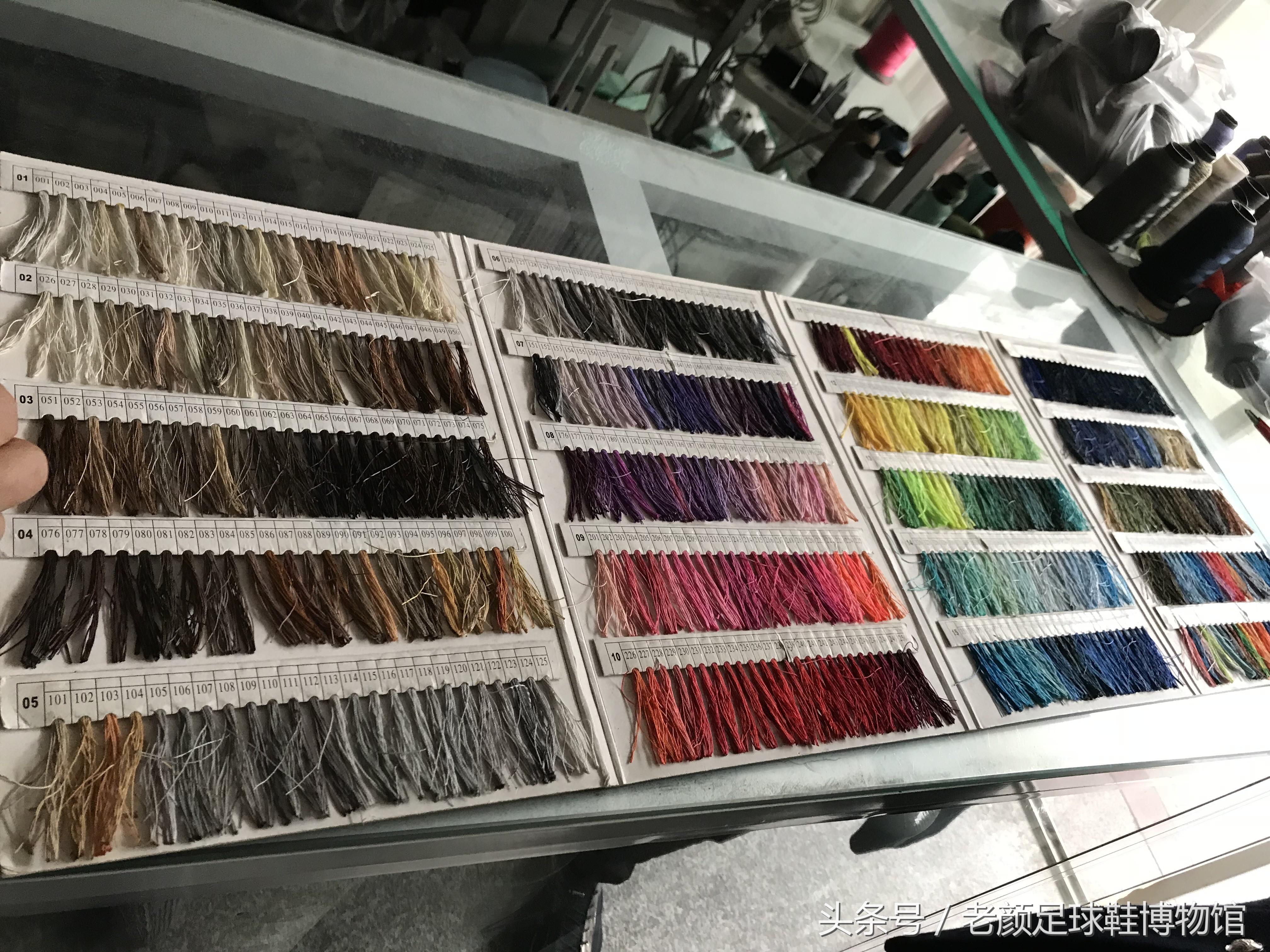 2002年的阿迪达斯鞋银色,阿迪达斯足球鞋哪一代最经典