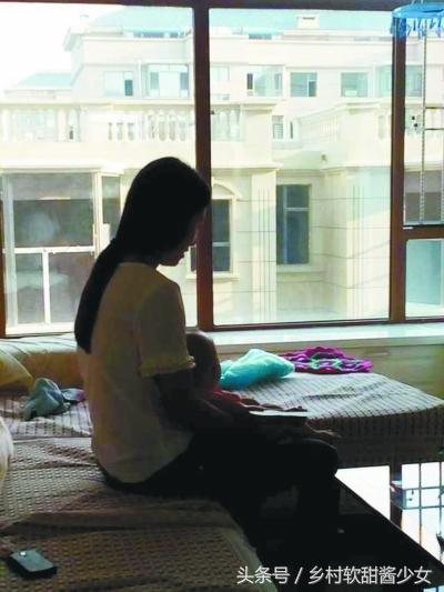 月科宝宝没日没夜哭闹不停，医生怒怼宝爸，宝爸低头不语无地自容