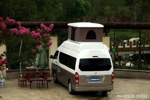 可以升顶有帐篷的b型房车,升顶式房车b型房车