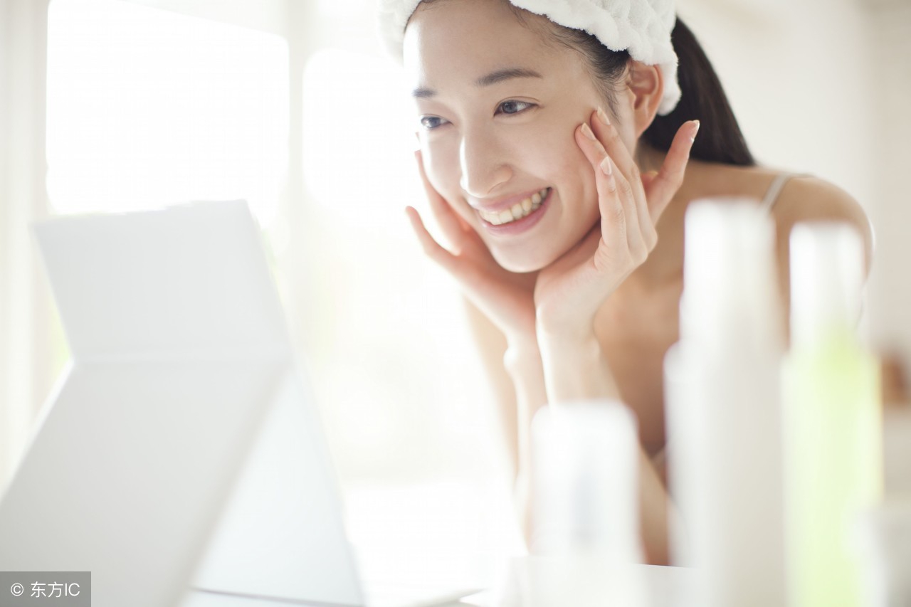 很深的抬头纹怎么弄好看,如何淡化显老抬头纹