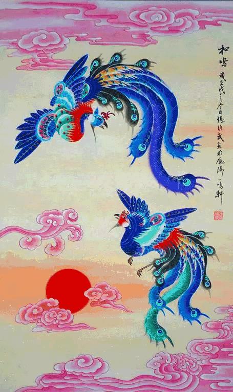 美丽的孔雀和凤凰吉祥的象征,孔雀和凤凰的寓意及象征