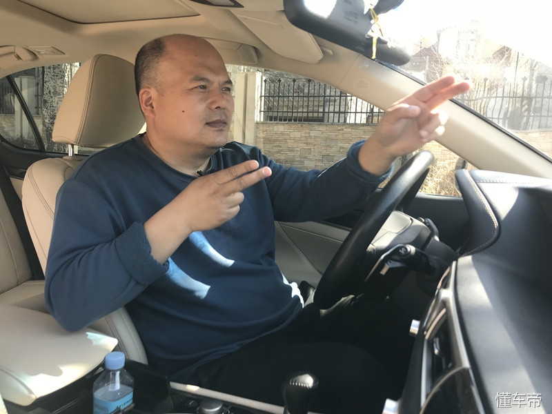 新车卖不动,12款雷克萨斯gs250二手车价格