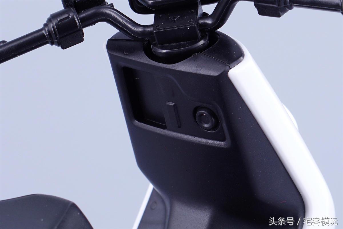 小牛电动车n1s动力版多少ah,76v100a小牛n1s尺寸