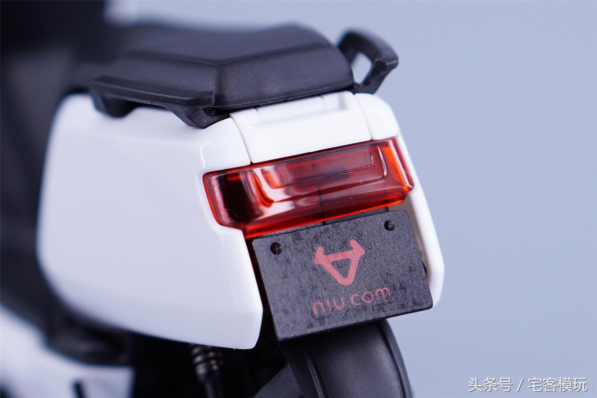 小牛电动车n1s动力版多少ah,76v100a小牛n1s尺寸