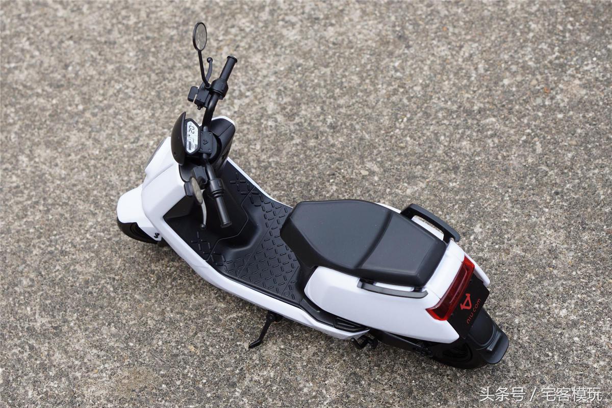 小牛电动车n1s动力版多少ah,76v100a小牛n1s尺寸