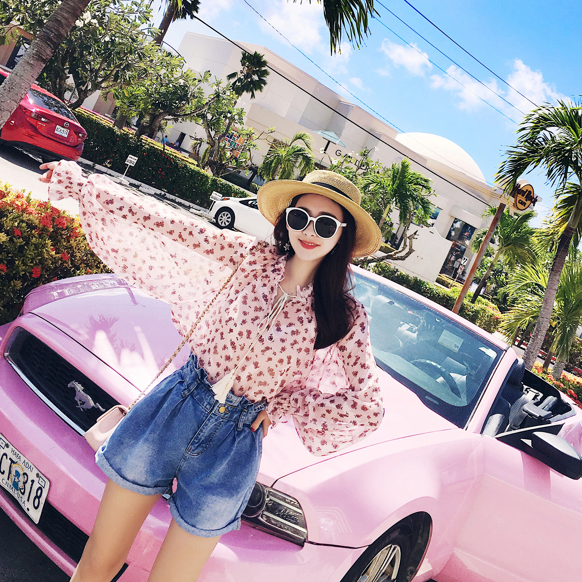 时尚新颖的雪纺碎花衫,简单大气的雪纺衫穿出高雅的气质