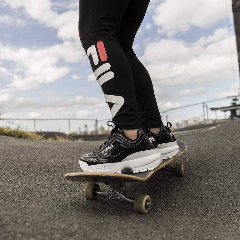 加双厚袜子赢过所有KOL，2018年春夏季潮流球鞋重点都在这一篇了