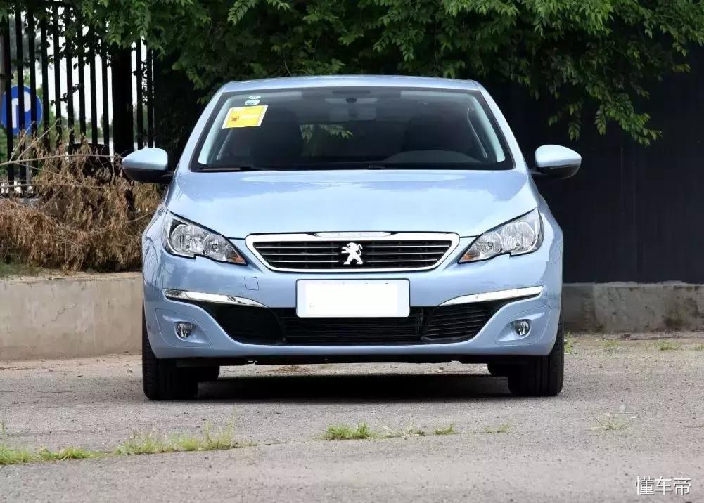 最好玩法系车全面停产,1.2T+6AT,4S店清货价出售,抄底就是现在