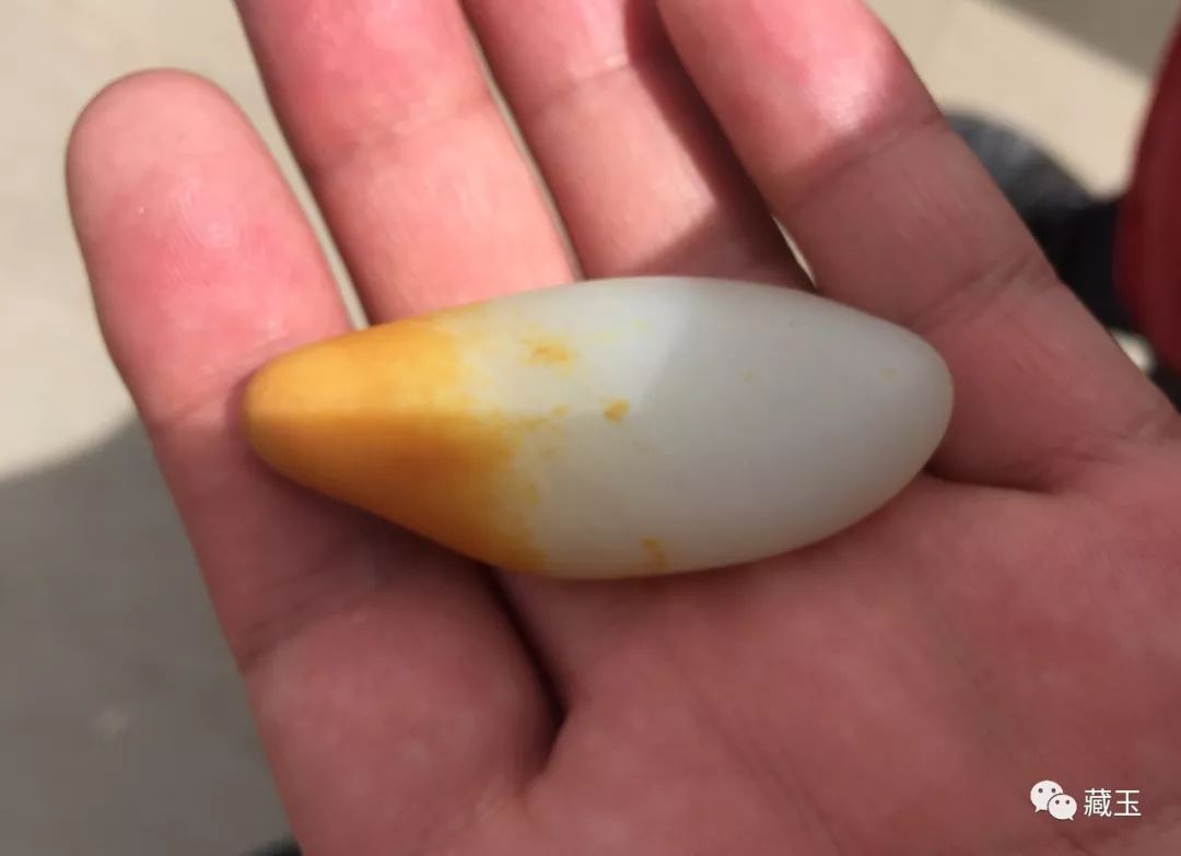 和田市籽料巴扎在哪里,和田巴扎上的大籽料