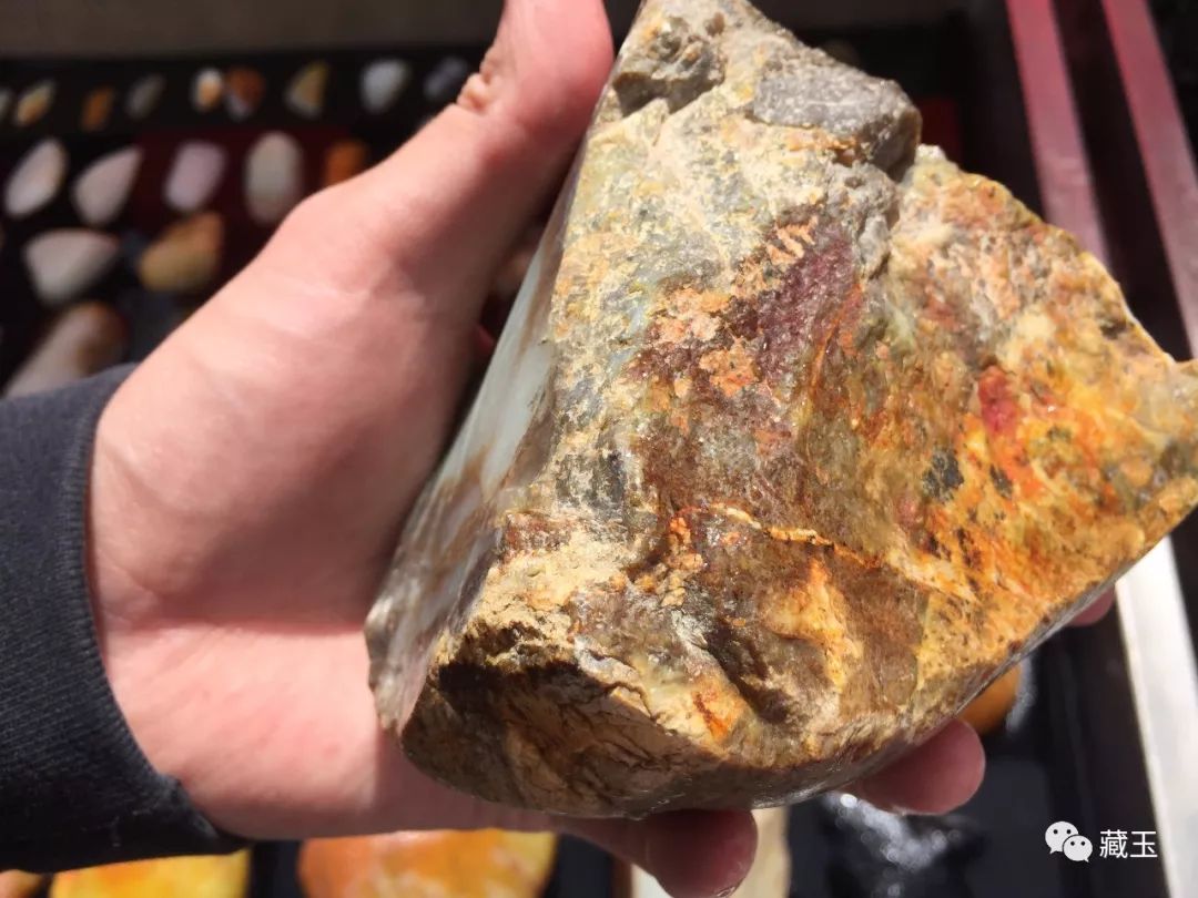 和田市籽料巴扎在哪里,和田巴扎上的大籽料