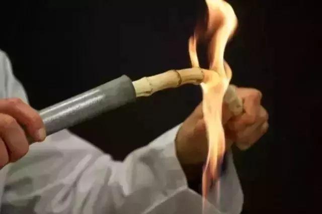 十款口碑好的真皮包包排行榜,女式真皮包包正品品牌