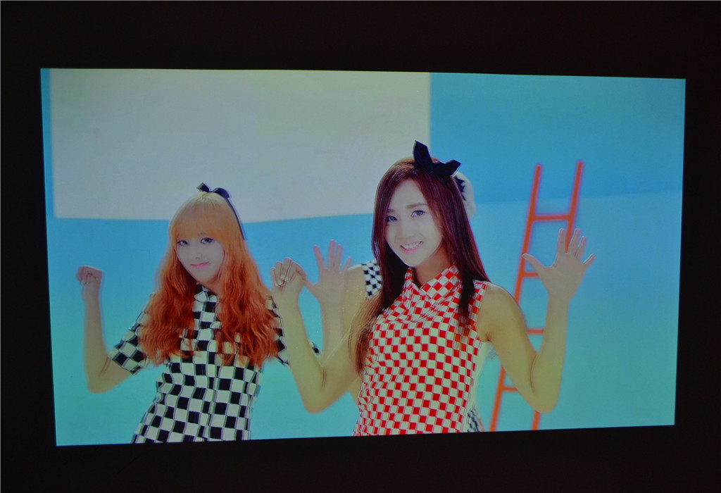 极米无屏电视z4,极米投影电视z6