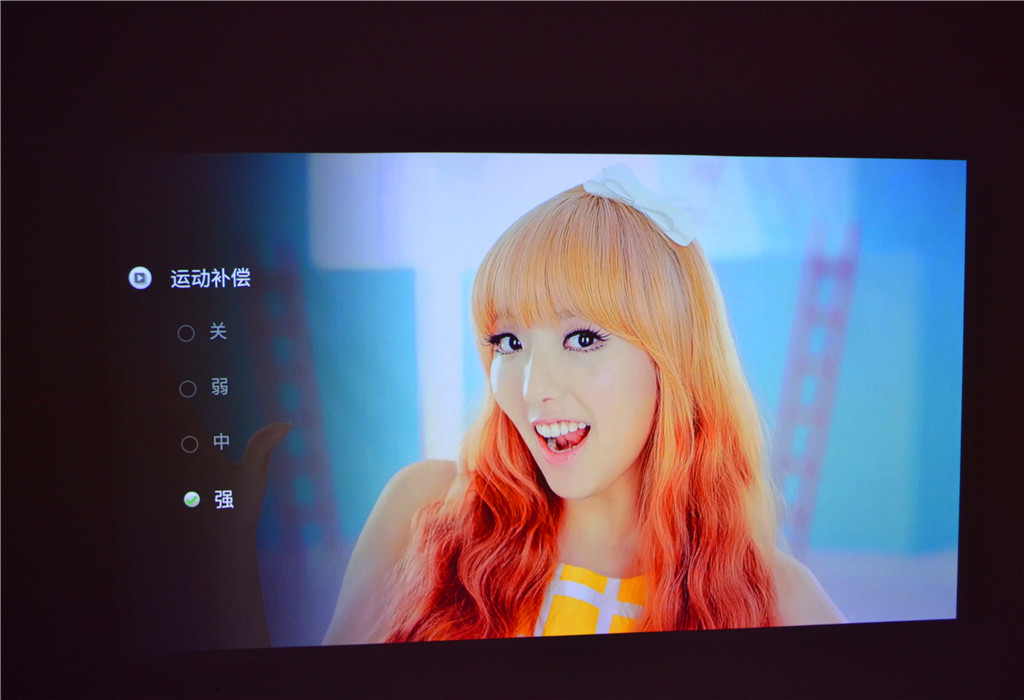 极米无屏电视z4,极米投影电视z6