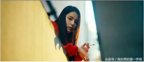 哇，舔屏！心目中的电影九大抽烟的女神！太性感了！