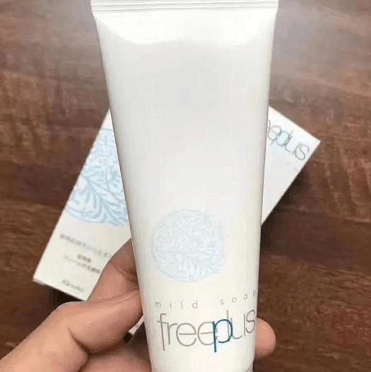 一款好用的洗面奶分享给大家,洗面奶这么多款哪一款比较实用