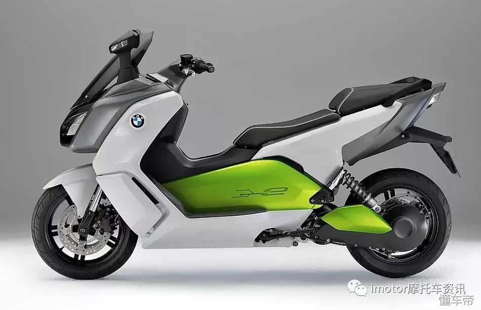 当电动车也能趴赛、摩旅，你会爱上它吗？