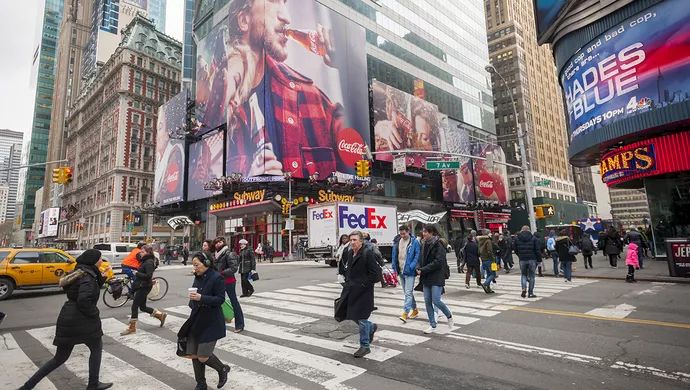美国纽约时代广场广告费,纽约时代广场广告费多少