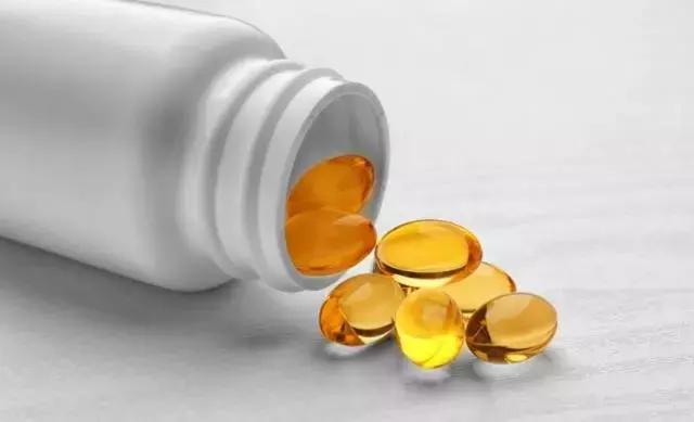 6000粒鳕鱼鱼肝油胶囊运输中受热粘连，国内卖家索赔未获支持