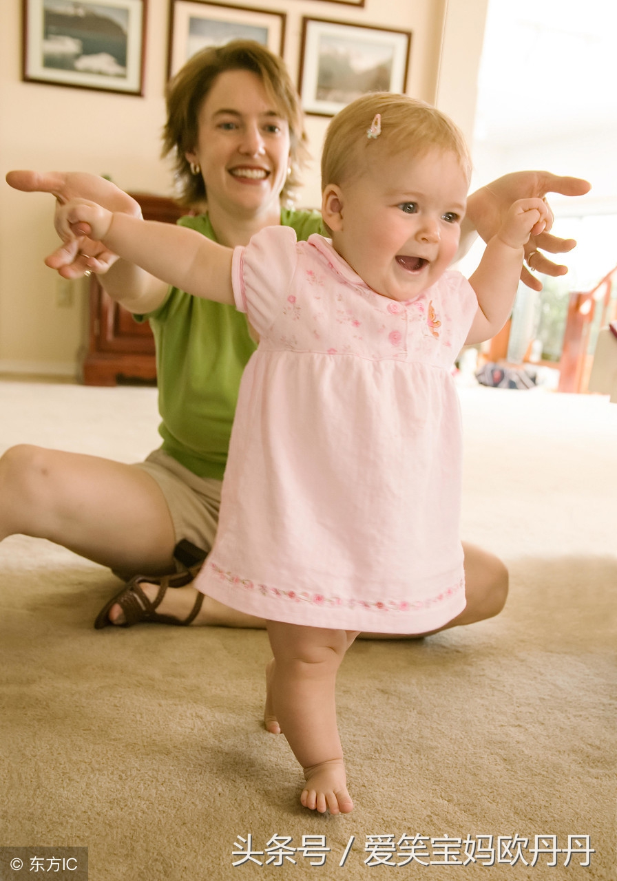 小宝宝学走路时候经常摔倒碰到头,小宝宝走路不防跌怎么办