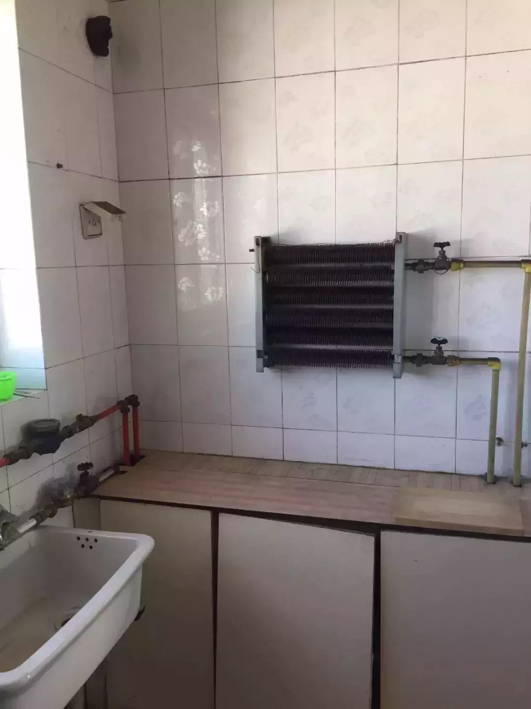 老房子卫生间翻新改造diy,迷你卫生间翻新改造