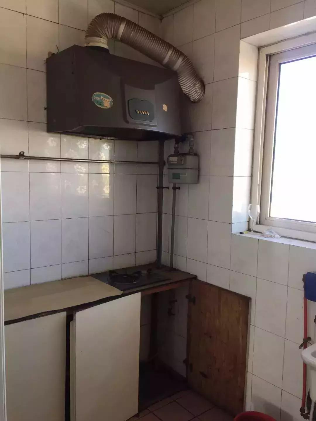 老房子卫生间翻新改造diy,迷你卫生间翻新改造