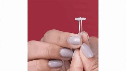 往高跟鞋里放玻璃球,什么方法可以让高跟鞋走路不响