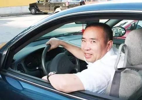 *昌星赖**:交友主要靠4招,一招比一招狠,第3招很少有人能抵挡!