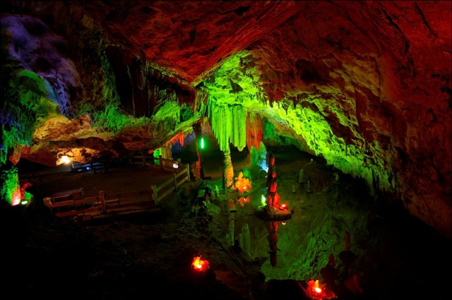 江苏无锡宜兴三个著名的洞,宜兴太极洞在什么地方