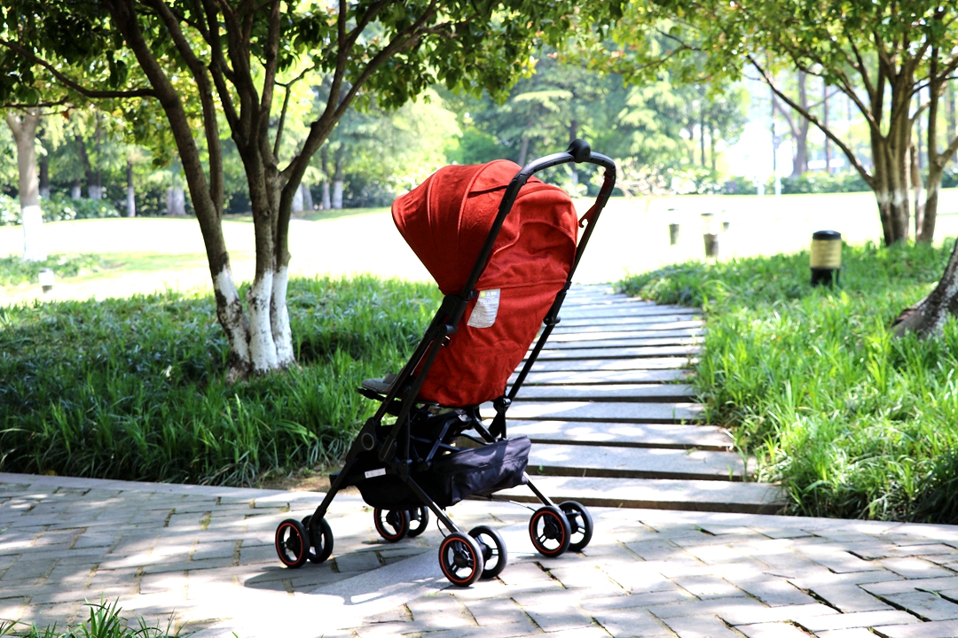 婴儿木推车可坐可躺可睡轻巧折叠,推车婴儿可坐可躺0-6岁轻巧