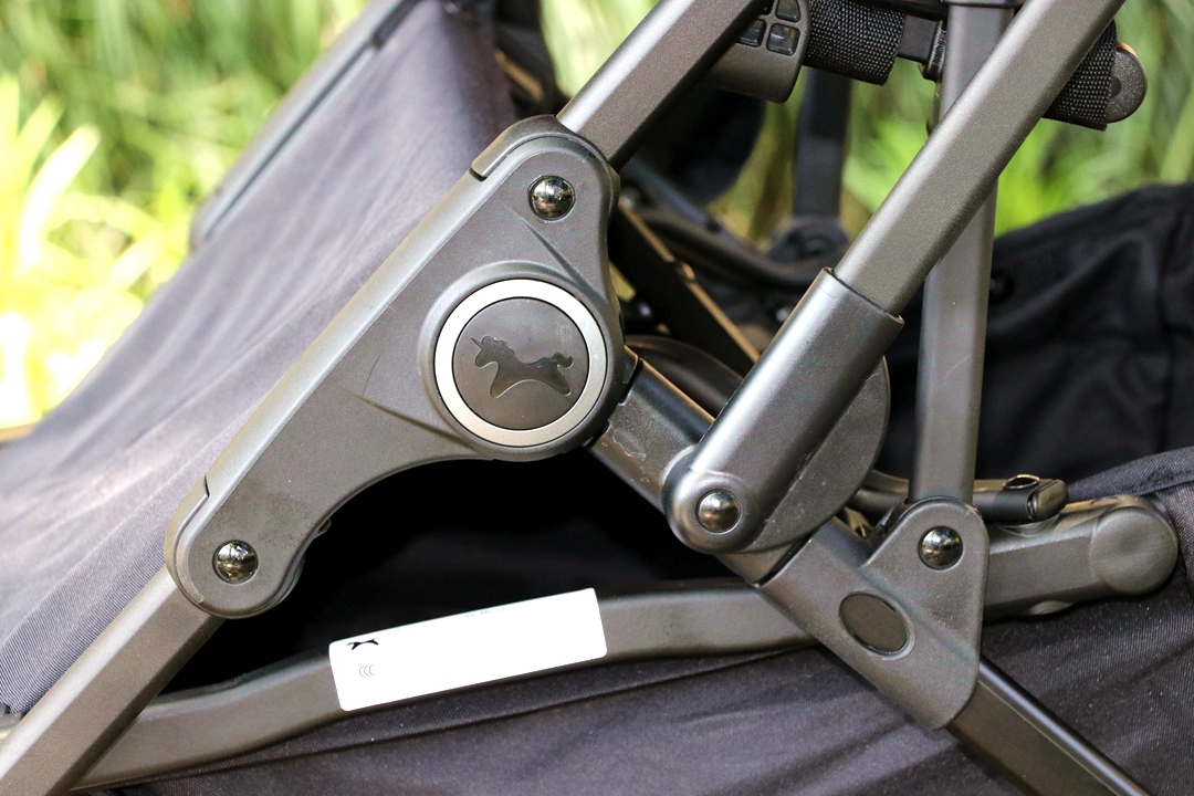 婴儿木推车可坐可躺可睡轻巧折叠,推车婴儿可坐可躺0-6岁轻巧