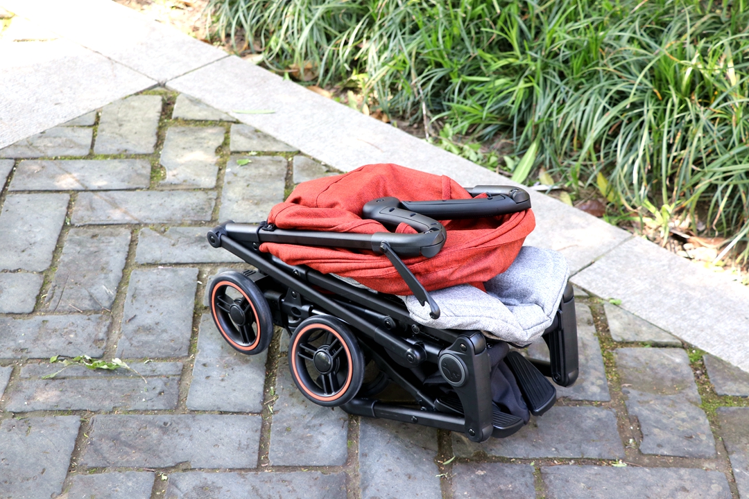 婴儿木推车可坐可躺可睡轻巧折叠,推车婴儿可坐可躺0-6岁轻巧