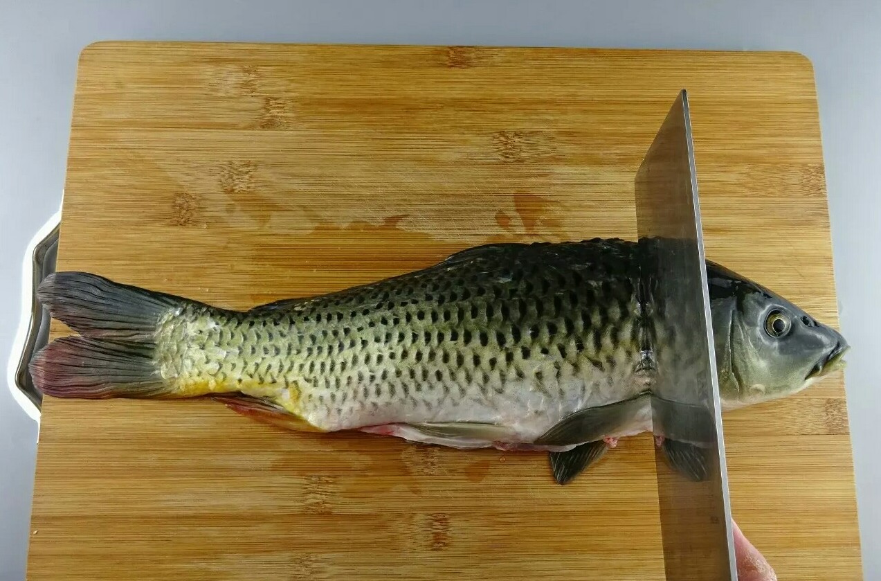 如何快速去除鱼的土腥味儿,怎么才能去除鱼的土腥味