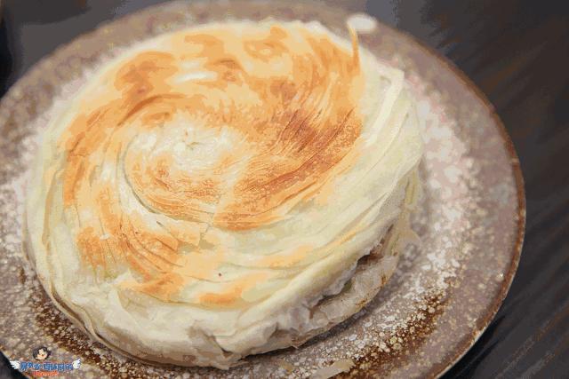 这家店用六星级面粉做凉皮配东北鸡架爆好吃，一般人还不让加盟…