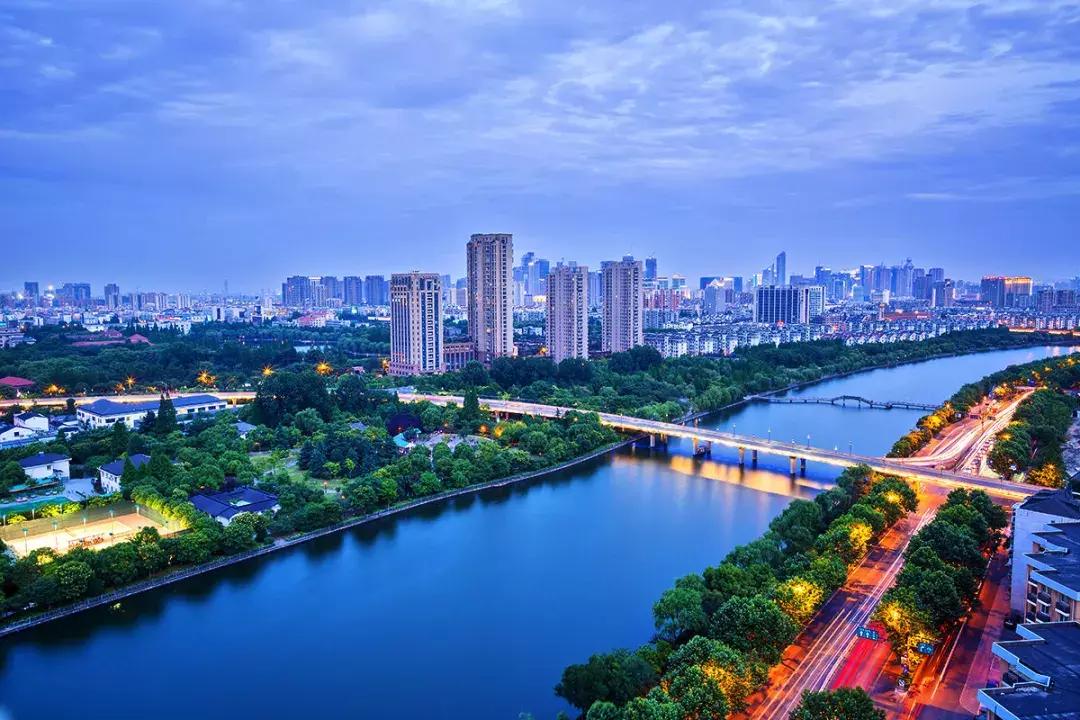 江干有几个街道,杭州江干区人多的地方