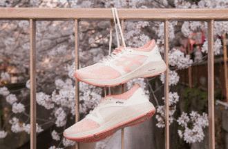 有哪些是樱花配色的跑鞋,夏季樱花粉跑鞋推荐