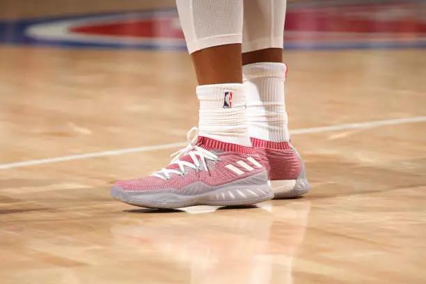 今日nba球鞋汇总,本赛季nba球鞋盘点