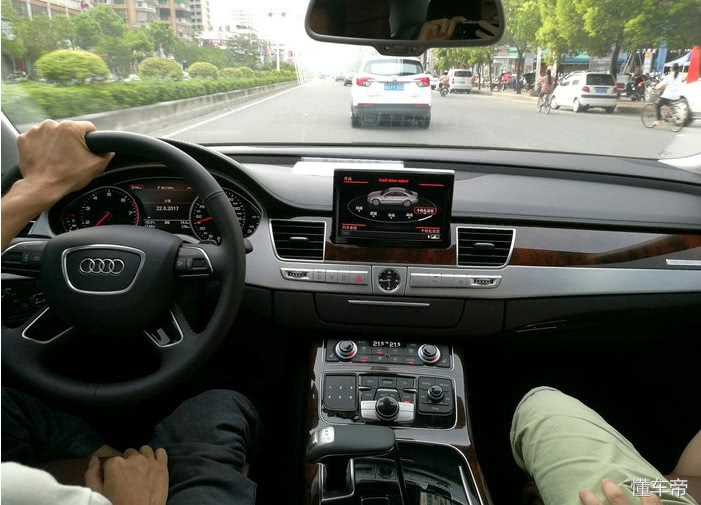 72万奥迪a8,62万的奥迪