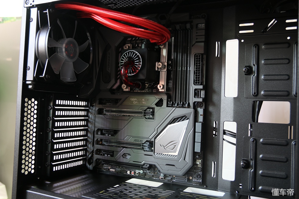 酷冷至尊masterbox600,酷冷至尊机箱毁灭者mb500