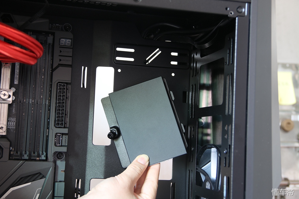 酷冷至尊masterbox600,酷冷至尊机箱毁灭者mb500