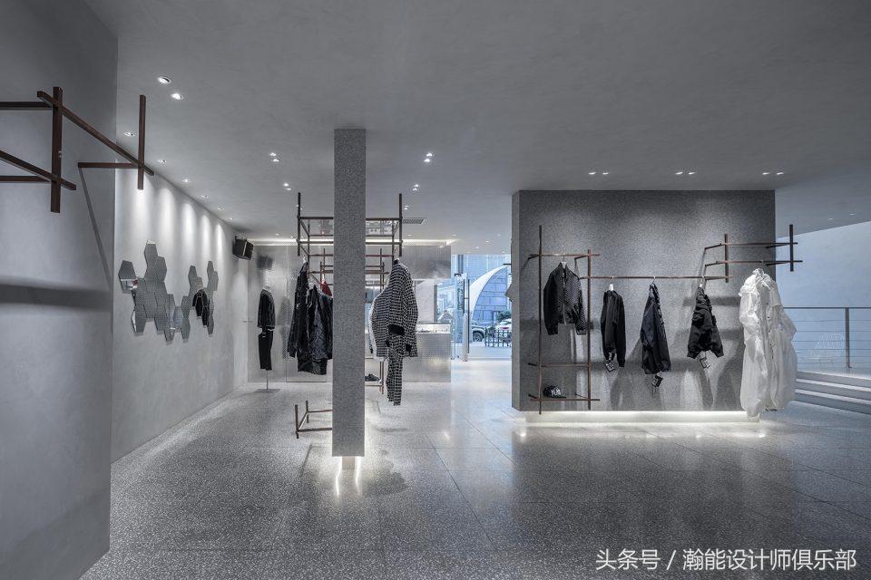 贵阳“31度灰”时尚艺术馆，以艺术馆的形式来设计时尚买手店