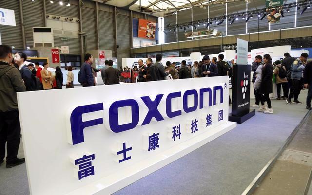 富士康面试排队,今天富士康面试人多吗